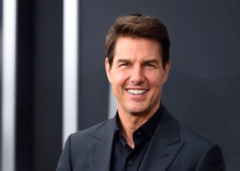 Super Bowl, Super Bowl LVII, Super Bowl Halftime Show, NFL, Kansas City Chiefs, Philadelphia Eagles, Tom Cruise, Angela Bassett, Simon Pegg, Ving Rhames, Vanessa Kirby, Hayley Atwell, Esai Morales, Shea Whigham, Greg Tarzan Davis, Pom Klementieff, Henry Czerny, Hannah Waddingham, Nick Offerman, Lucy Tulugarjuk, Katy O'Brian, Tramell Tillman, Stephen Oyoung, Mission: Impossible, Mission: Impossible - Dead Reckoning, Mission: Impossible - The Final Reckoning, Ethan Hunt, Super Bowl Commercials, Movie Trailers, Sports, Action Movies, Spy Movies, Hollywood, Entertainment, Advertising, Tom Cruise Super Bowl Ad, Mission Impossible Final Reckoning Trailer, Tom Cruise Mission Impossible Super Bowl, Super Bowl Commercial Tom Cruise, Mission Impossible Cast, New Orleans,