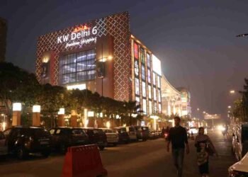 KW Group, KW Delhi-6 Mall, KW Blue Pearl, Raj Nagar Extension, Karol Bagh, Brand Expansion, Shopping Mall, Retail Brands, Cantabil, Glamour Gem, Chai Express, BBQ Beer Bash, Labibs, Shopping Destination, Dining Experience, Food Court, Gaming Arcade, Commercial Real Estate, National brands, International brands, Ghaziabad malls, Delhi malls,