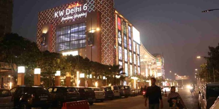 KW Group, KW Delhi-6 Mall, KW Blue Pearl, Raj Nagar Extension, Karol Bagh, Brand Expansion, Shopping Mall, Retail Brands, Cantabil, Glamour Gem, Chai Express, BBQ Beer Bash, Labibs, Shopping Destination, Dining Experience, Food Court, Gaming Arcade, Commercial Real Estate, National brands, International brands, Ghaziabad malls, Delhi malls,