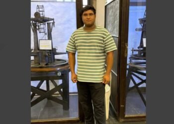 Md Asif, Md Asif millionaire, Sports trading India, Corruption whistleblower, Young millionaire India, Md Asif story, Md Asif Kolkata, Md Asif Ratua, Ethical hacker India, Md Asif Sixer App, Sixer App success, Md Asif ethical hacking, Md Asif corruption, Kolkata gold shop robbery, Md Asif police corruption, Md Asif free hospital, Md Asif free school, Md Asif Virat Kohli, Inspirational young entrepreneur, Self-made millionaire India, Underdog success story, From humble beginnings to millionaire, Data intelligence software developer, Md Asif net worth, How Md Asif became a millionaire, Md Asif ethical hacking achievements, Md Asif sports trading strategy, Md Asif exposing police corruption, Md Asif building hospital school, Md Asif Jodhpur Park, Md Asif family background, Md Asif inspiration for youth, Md Asif journey from mocked to millionaire, Md Asif data intelligence software, Md Asif mentorship for young coders, Sixer App, Virat Kohli, Md Israil, Sanowar Bibi, Md Israful, Md Sammu Sabji, Indian entrepreneur, Tech millionaire, Cyber security, Social impact, Philanthropy,