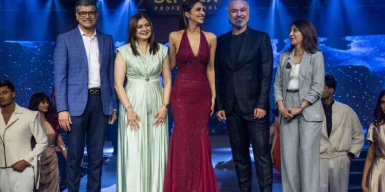 Streax Professional, Vaani Kapoor, MEGA SHOW 2025, EVOQUE Collection, hair trends, professional hair care, salon products, beauty industry, skincare, hair color