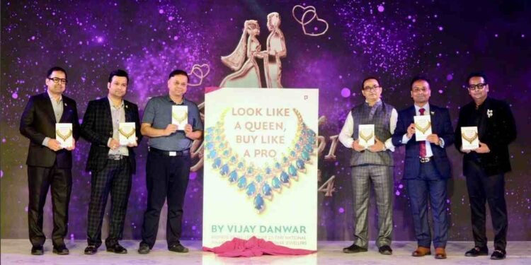 Mahabir Danwar Jewellers Crowns MDJ Couple No. 1 (Season 4) Winners 1 MDJ Couple No. 1, Mahabir Danwar Jewellers, Kolkata, Fairfield by Marriott, bridal jewelry, Padmavati collection, Navneet & Nidhi Mimani, Rohit & Aditi Arora, Shibhashish Ghosh & Priyanka Khandelwal, celebrity event