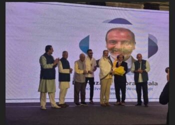 Celebrating a Legacy of Hope and Harmony, Dr. Huzaifa Khorakiwala Awarded the Revered VIR Peace Award 2025 3 Dr. Huzaifa Khorakiwala, VIR Peace Award 2025, Wockhardt Foundation, I Am Peacekeeper movement, Vivekananda International Relations, Chakra Foundation, humanitarian leader, peace advocate, corporate social responsibility, healthcare philanthropy, social welfare India, Mumbai events, Padma Vibhushan Shri Man Mohan Sharma, Ratan Tata award, Vasudhaiva Kutumbakam,