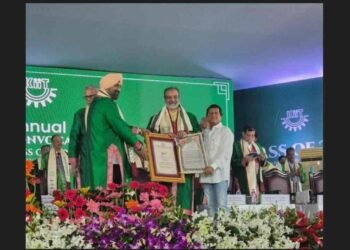 Dr. Huzaifa Khorakiwala Honoured for Social Impact at KIIT Convocation 2 Dr. Huzaifa Khorakiwala, KIIT University Convocation, Honorary D.Litt, Wockhardt Foundation, I AM PEACEKEEPER, Bhubaneswar, social service, humanitarian award