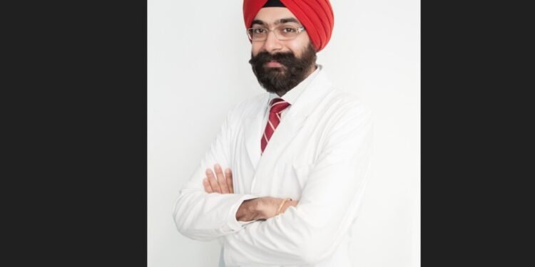 Firecracker injuries, Diwali safety, children eye safety, eye injury prevention, firework first aid, Dr. Digvijay Singh, Noble Eye Care, Gurugram