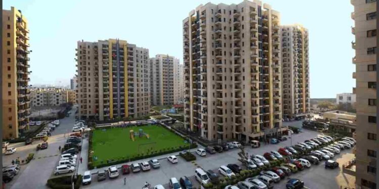 Invest in Faridabad Real Estate: RPS Group's Top Projects 1 RPS Group, RPS Faridabad, luxury apartments Faridabad, RPS Auria, RPS Savana, Faridabad real estate, smart living NCR, sustainable building