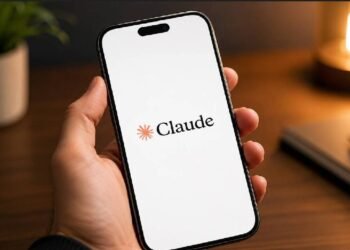 claude ai, claude code, claude, is claude down, anthropic,Claude outage, Anthropic outage, Claude AI down, Claude chatbot not working, Anthropic AI service disruption, Claude API outage, Claude 3.5 Sonnet outage, Claude Opus outage, Claude Haiku outage, AI chatbot outage, Anthropic status update, Claude global outage