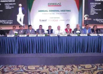CREDAI NCR, real estate NCR, sustainable construction, Vishal Gupta CREDAI, Nikhil Hawelia, NCR construction challenges, GRAP limits, Viksit Bharat 2047, Joint Development Agreements, IIT Delhi Air Pollution Research